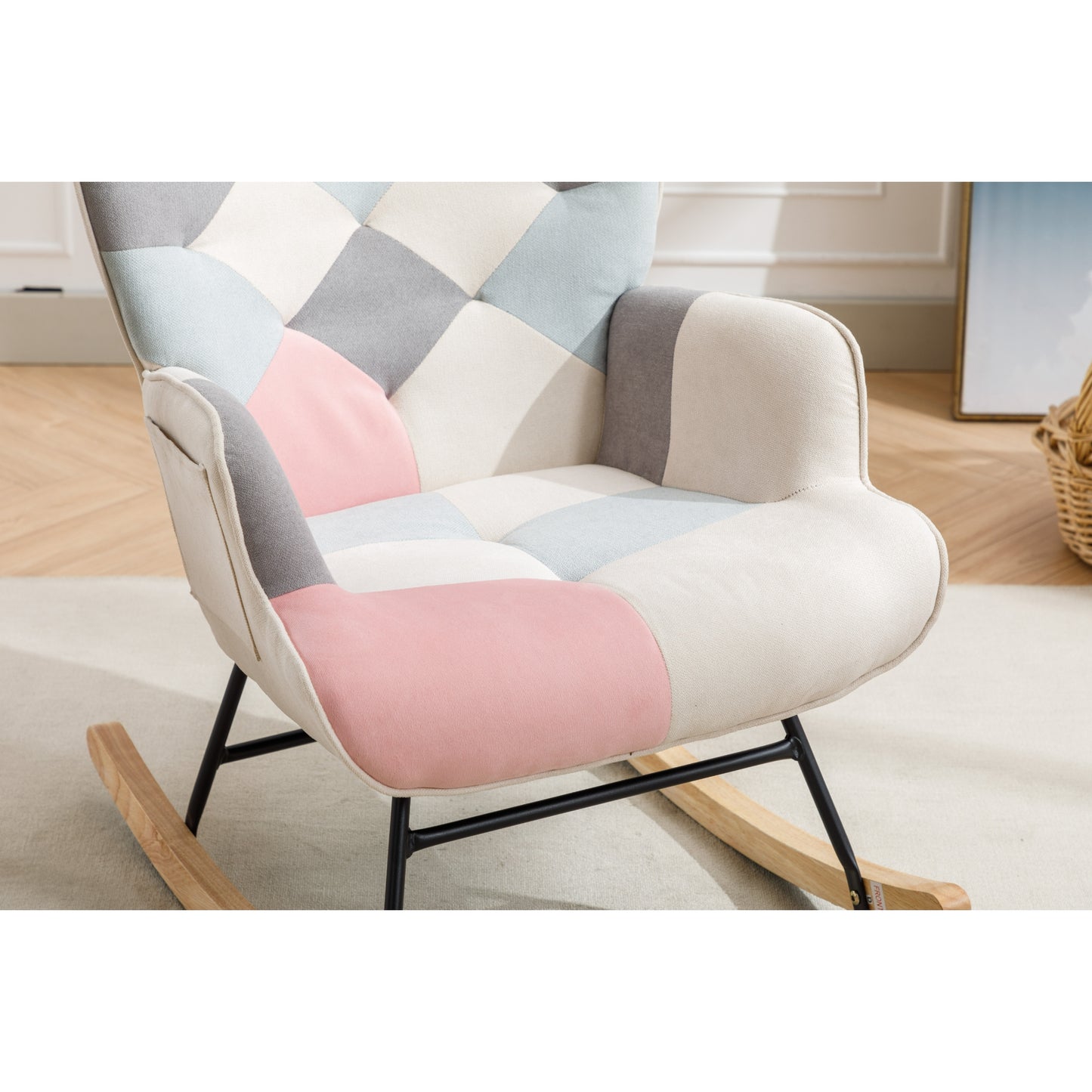 Modern Patchwork Accent Chair with Solid Wood Armrest and Feet, Mid-Century Modern Accent Sofa, Fabric Sofa Chair for Living Room Bedroom Studio, Comfy Side Armchair for Bed (pink)