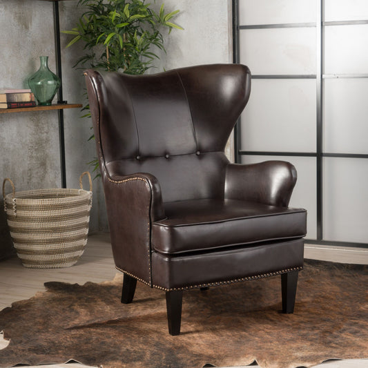 High-Back Brown Club Chair, Elegant and Comfortable Addition to Your Living Space, Perfect for Relaxing with Plush Upholstery and Classic Design