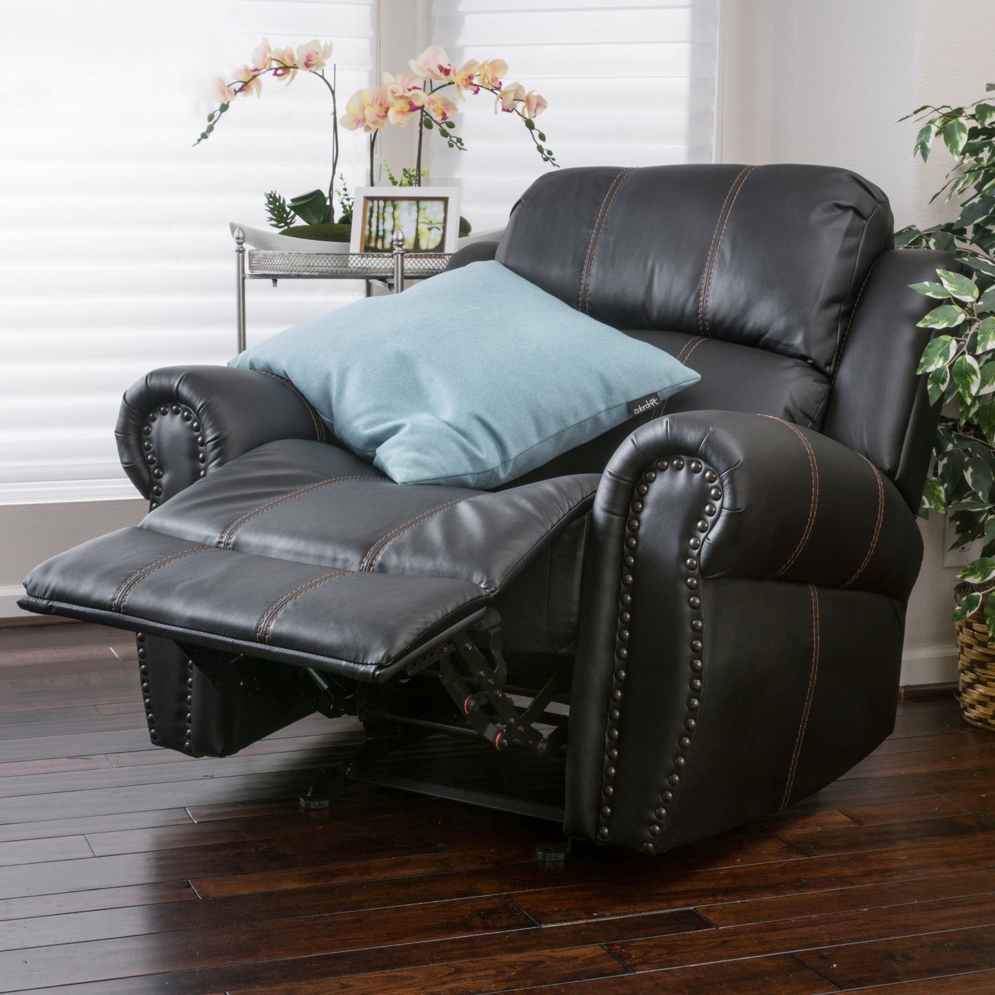 RECLINER