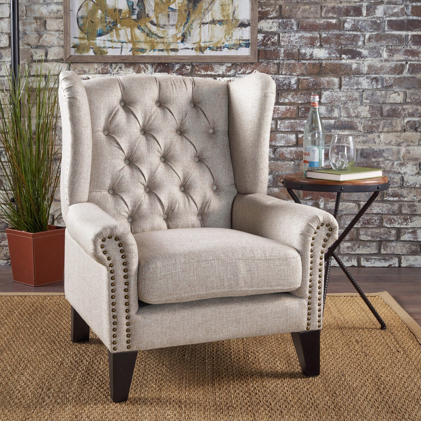 ACCENT CHAIR